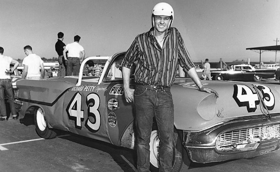 52 Petty, shown here next to the 1957 Oldsmobile he drove in the first Daytona 500,.JPG