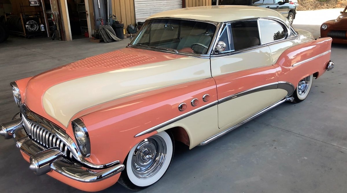 53 Buick custom.jpg