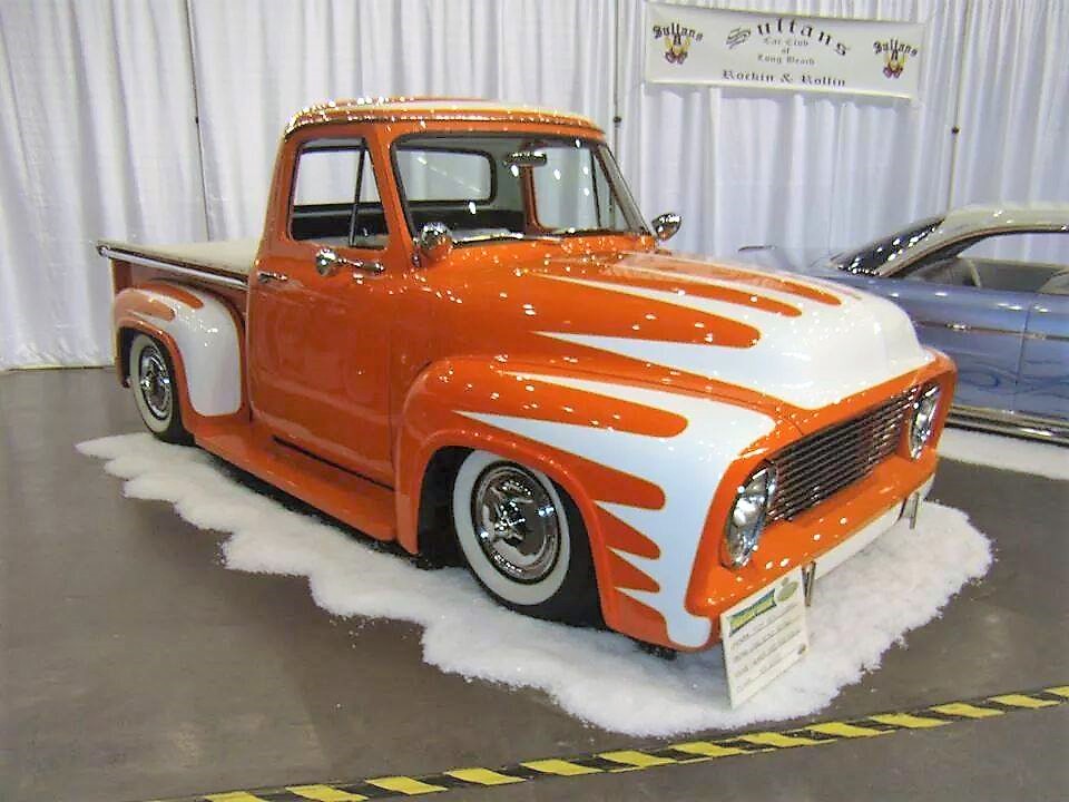 53 Ford truck Long Beach Motorama 2010.jpg