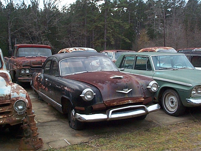 53_Deluxe_Black_4dr_FVR_01-11-02.jpg
