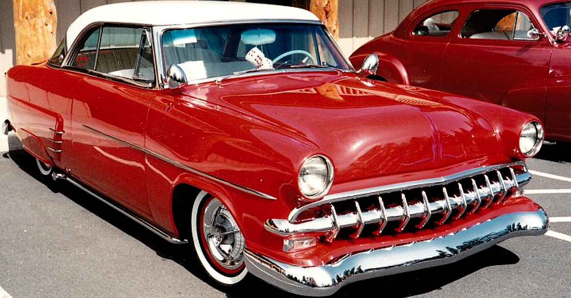 54 Ford red front.png