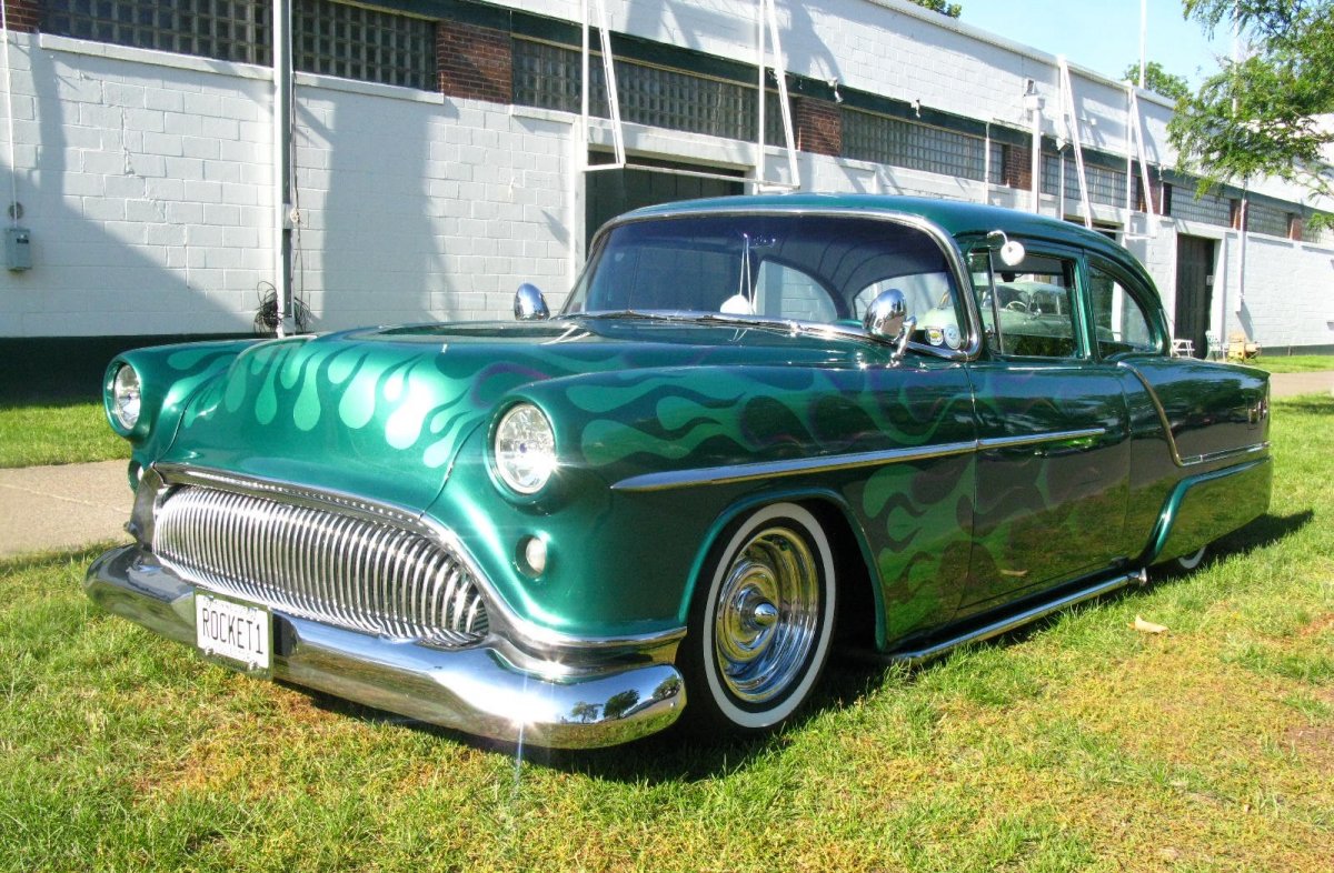 54 Olds at the 50's front.jpg