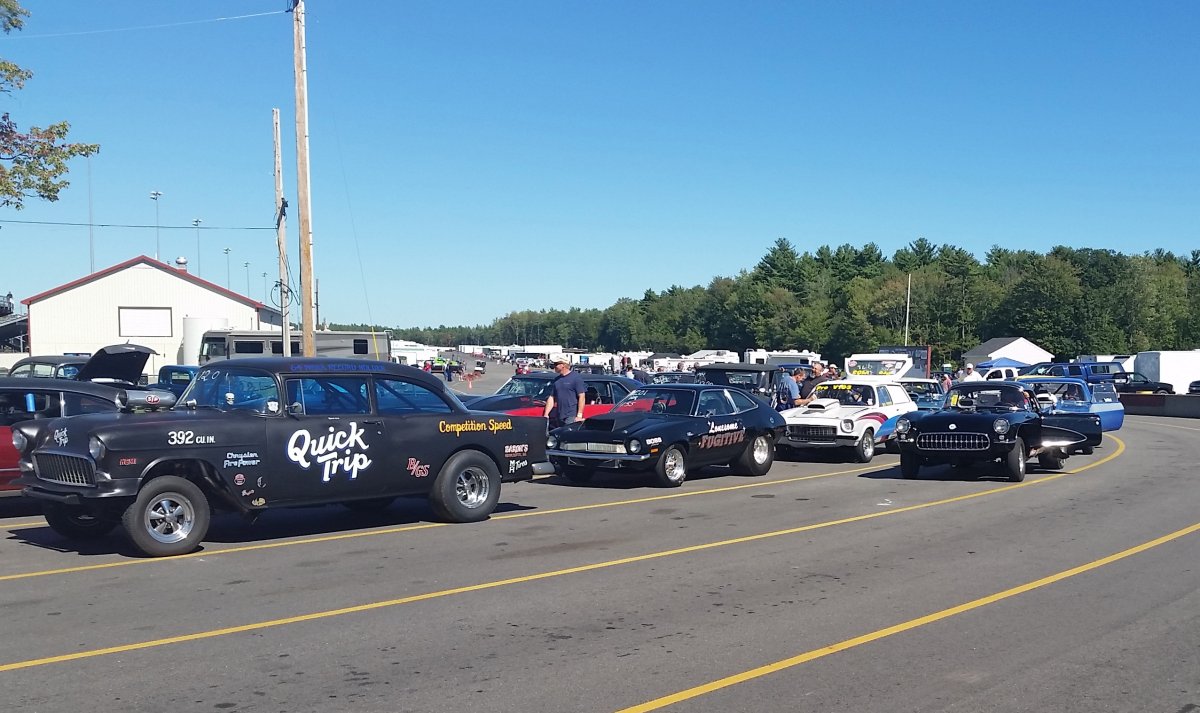 55 Chevy at Cam Snappers Old Fashion Sunday 10 27 15.jpg