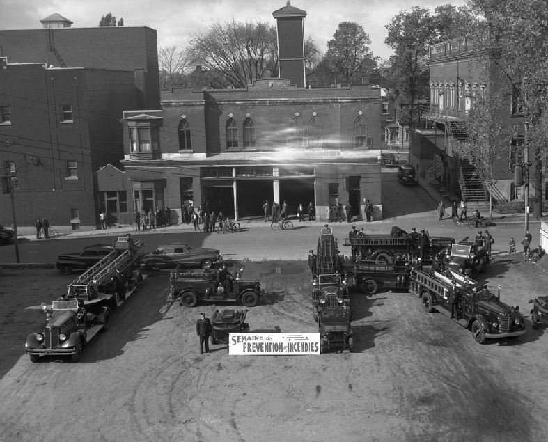 557925_293203950812408_1158535724_n July 1954.jpg