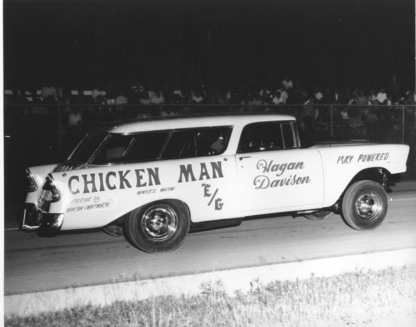 55_NOMAD-CHICKEN_MAN.jpg