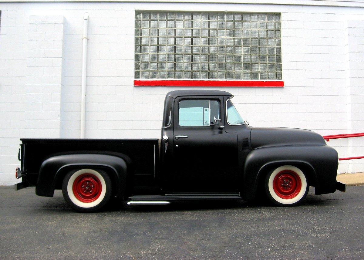 56 F100 black kick pipes.JPG