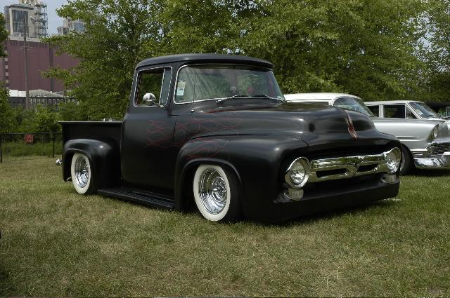 56 F100 black pin flames.jpg