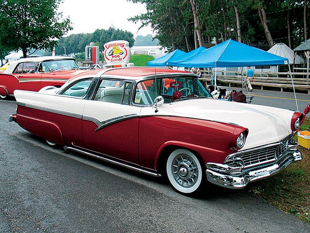 56 FORD CROWN 1.jpg