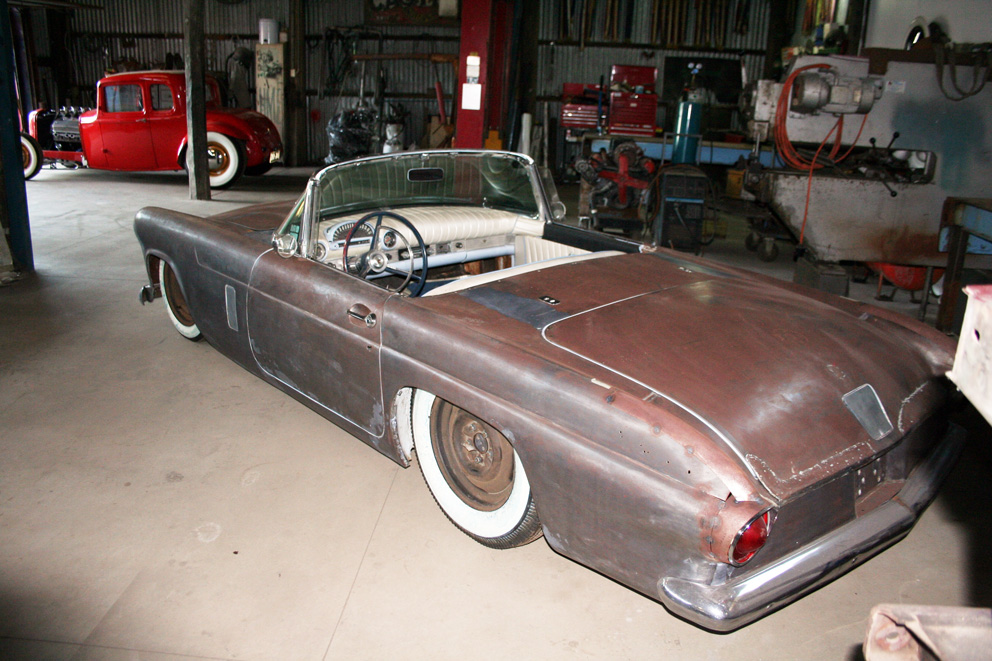 56Thunderbird13.JPG