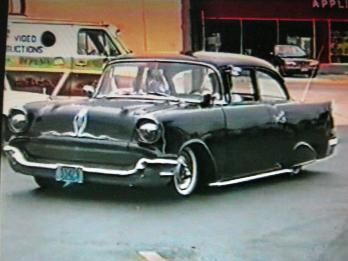 57 Chevy Lost in the 50s a SRFLRS 88.JPG