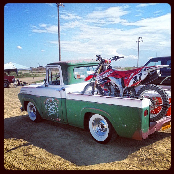 57 F100 Green White (2).jpg