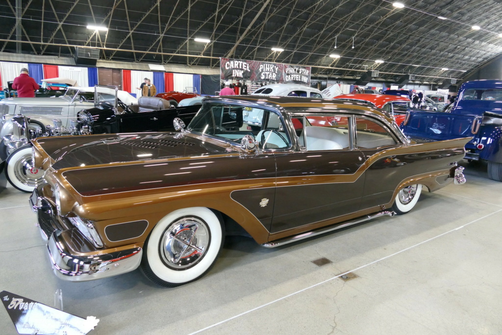 57 Ford brown (9).jpg