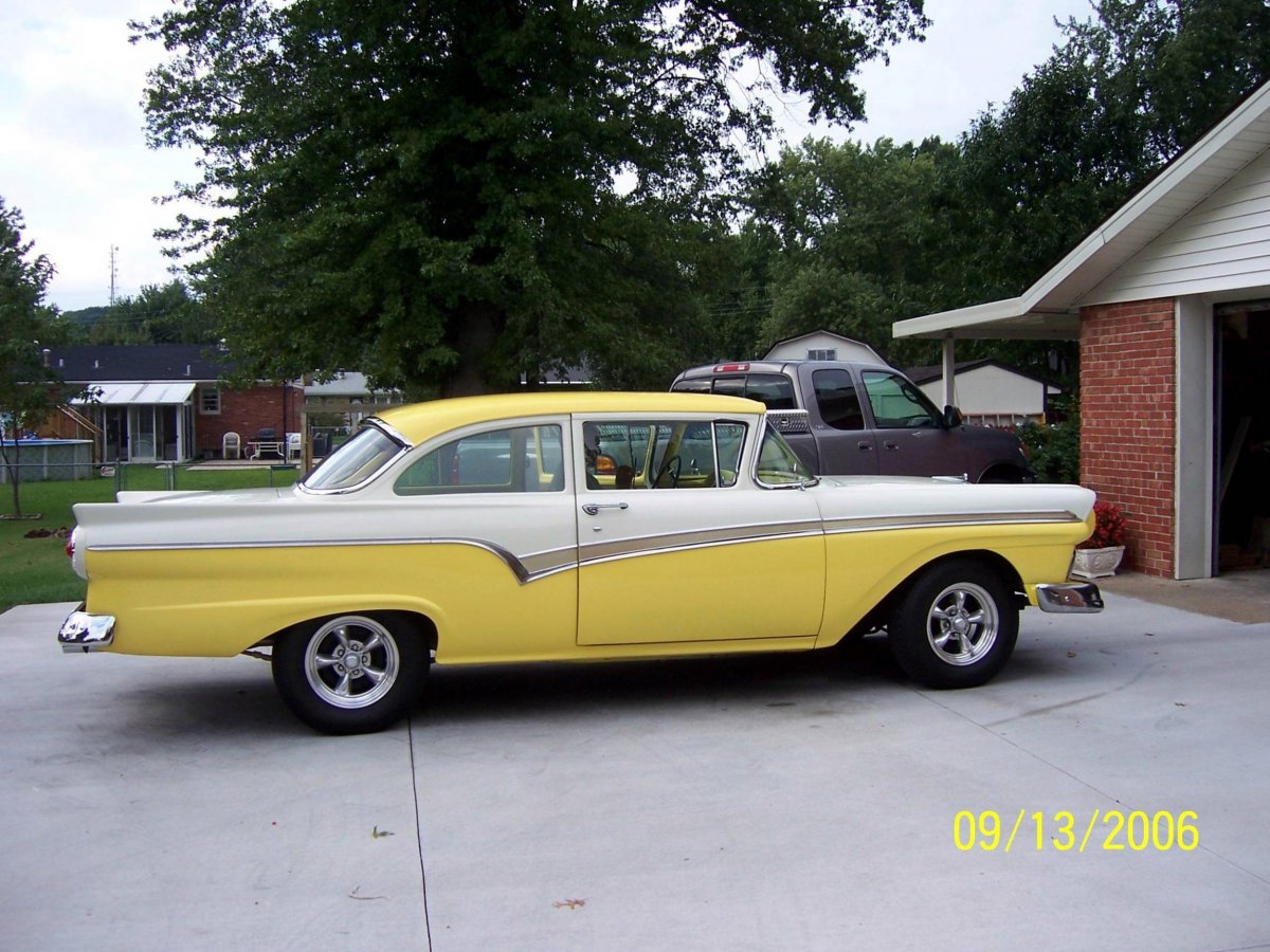 57 ford yello-white.jpg