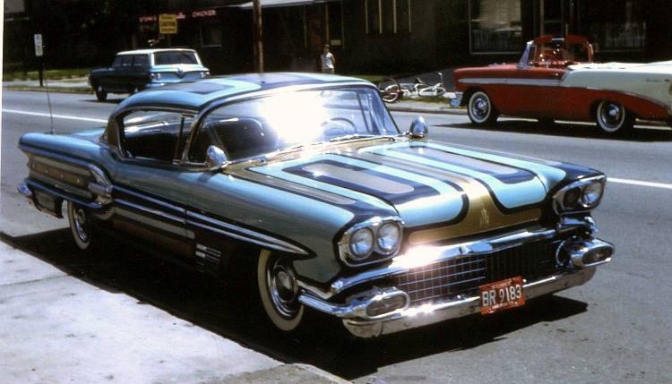 57 PONTIAC CUSTOM.jpg
