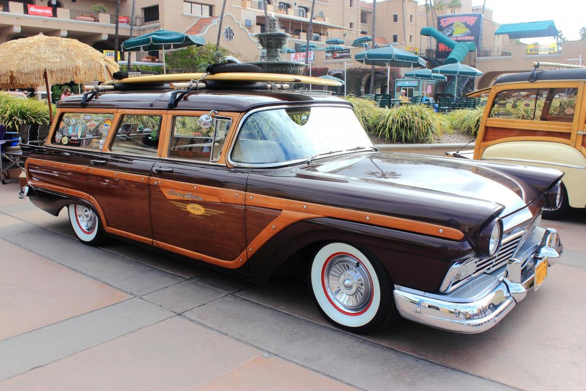 57_ford_surf_wagon_by_drivenbychaos-d60pkl3.jpg