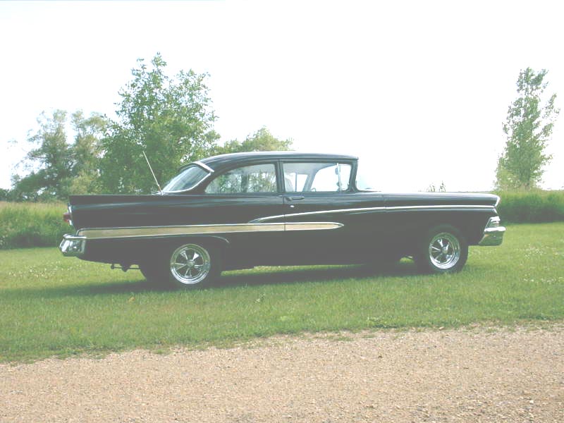 58 Custom 300Black right.jpg