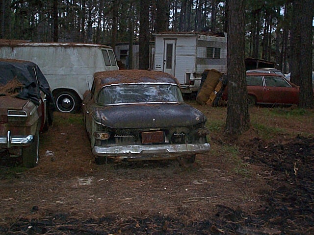 59_LArk_Black_4dr_RV_01-11-02.jpg
