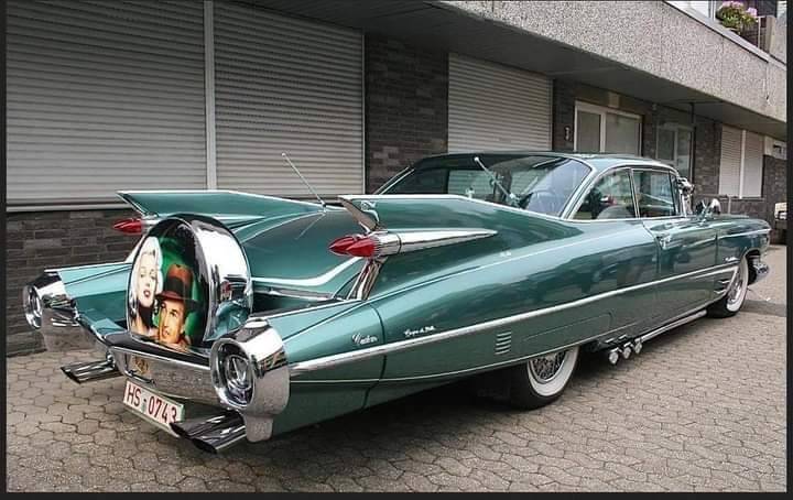 59caddywconniekit.jpg