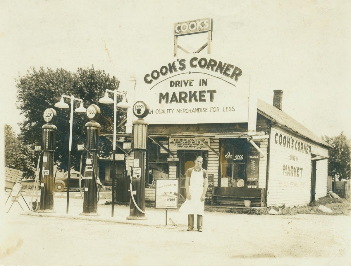 5d5b6ec2-b2b5-4b85-9657-482f35b8e1aa-Cooks_Corner_Bargersville.jpg