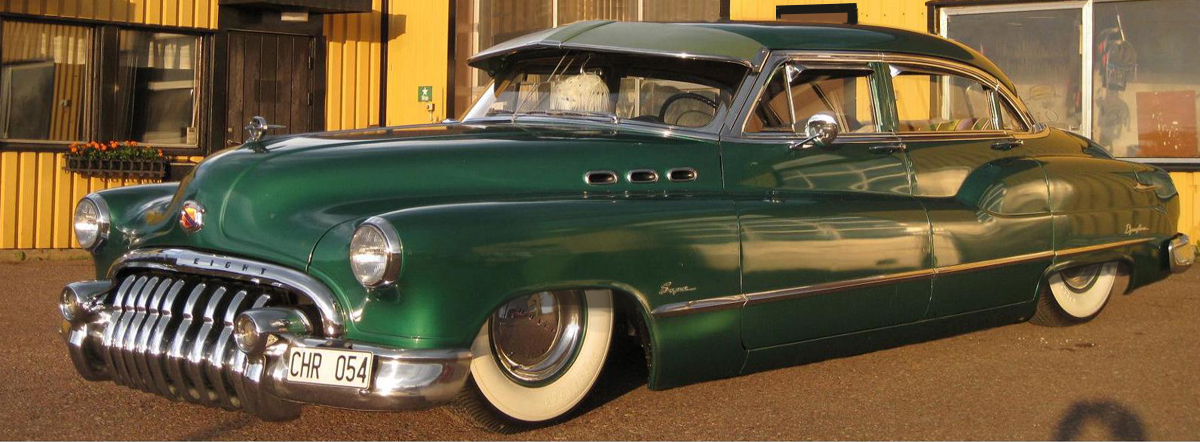 6. 1952 Buick Acres chopped.jpg