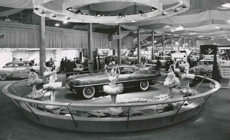 6 - 1954 Dodge Firearrow III Sports Coupe.jpg