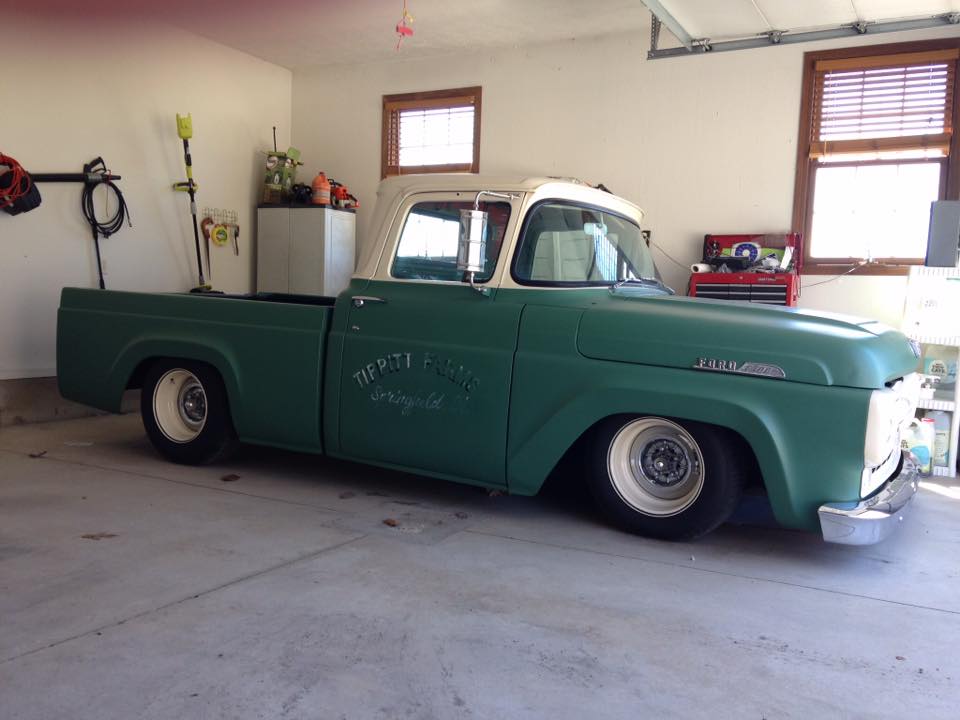 60 F100 green white 3.jpg