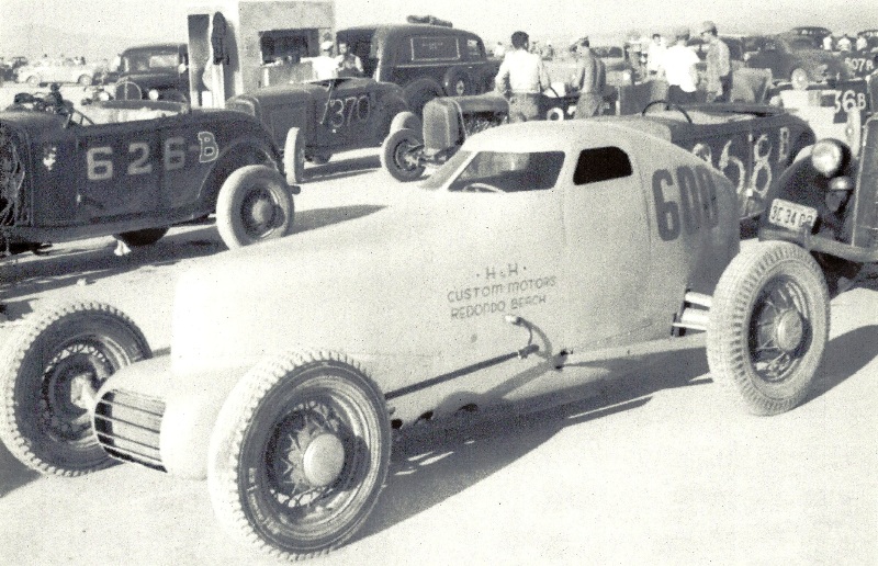 #600 H&H Custom Motors Redondo Beach streamliner (Mike McNatt Collection).jpg