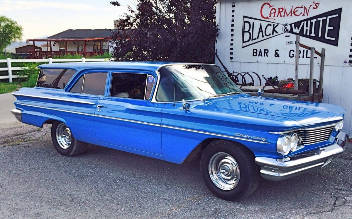 60Pontiac2drWagon.jpg