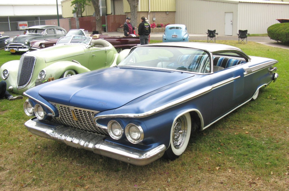 61 Plymouth SM 2013.JPG
