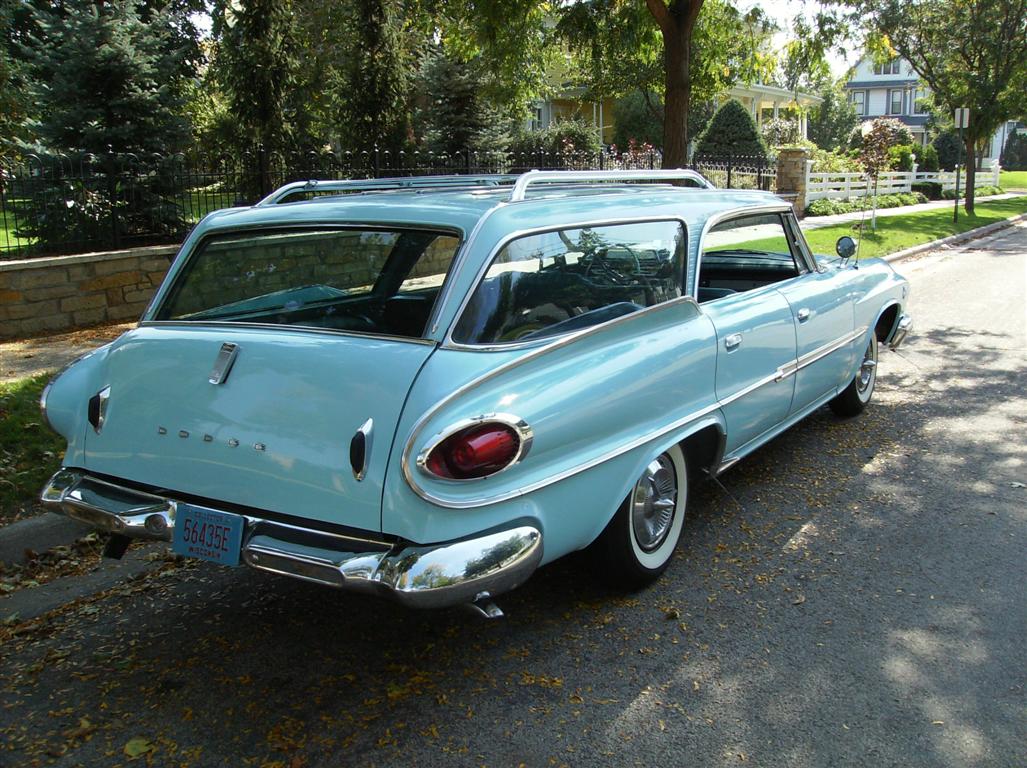 61 Plymouth Suburban.jpg