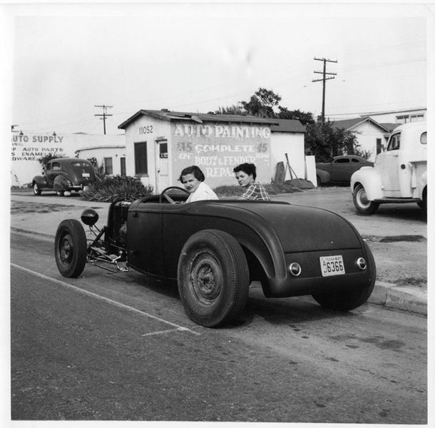 610px-Marcia-campbell-roadster.jpg