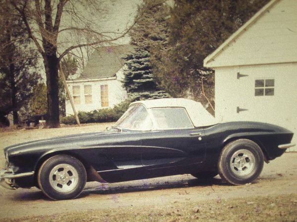 62Vette Resized.jpg