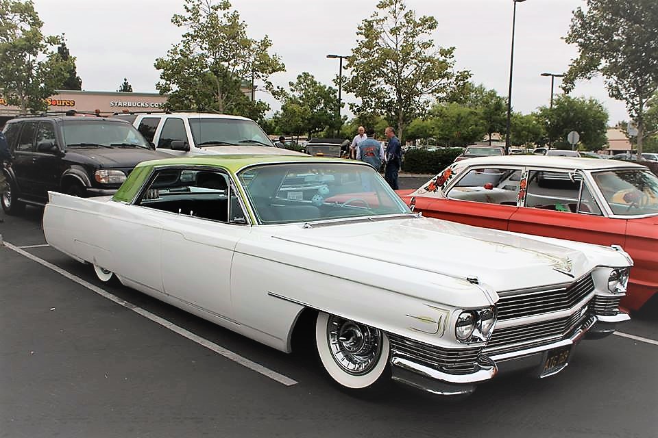 63 CADDY 4 DOOR.jpg