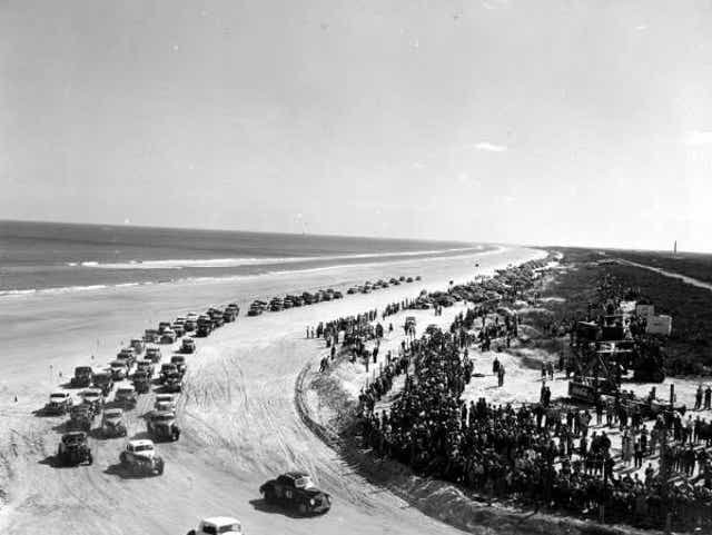 636092760625837901-DaytonaBeachRacingStockCars1952.jpeg