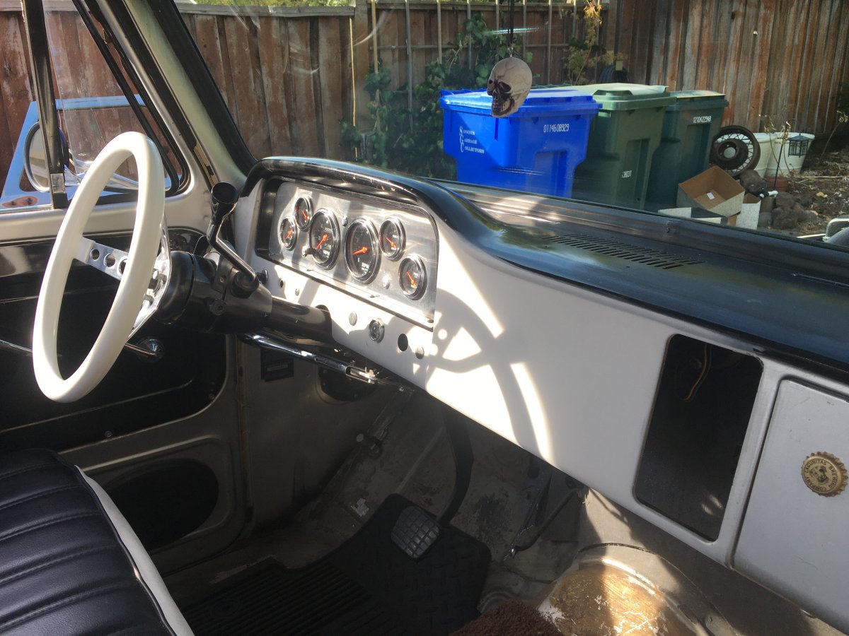 64 dash.jpg