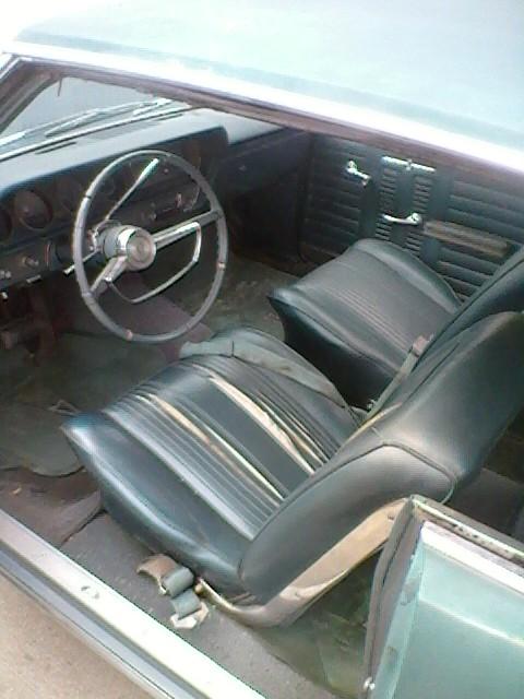 64 LEMANS INTERIOR.jpg