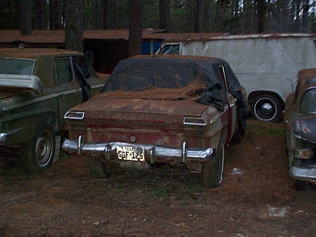 64_Red_daytona_4dr_RV_01-11-02.jpg