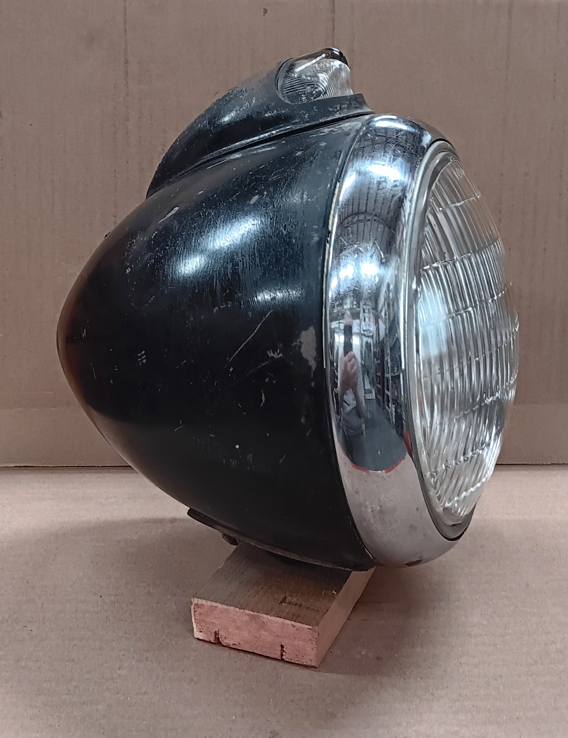 682-C2.jpg