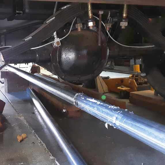 695 112721 Exhaust pipe straight to rear.jpg