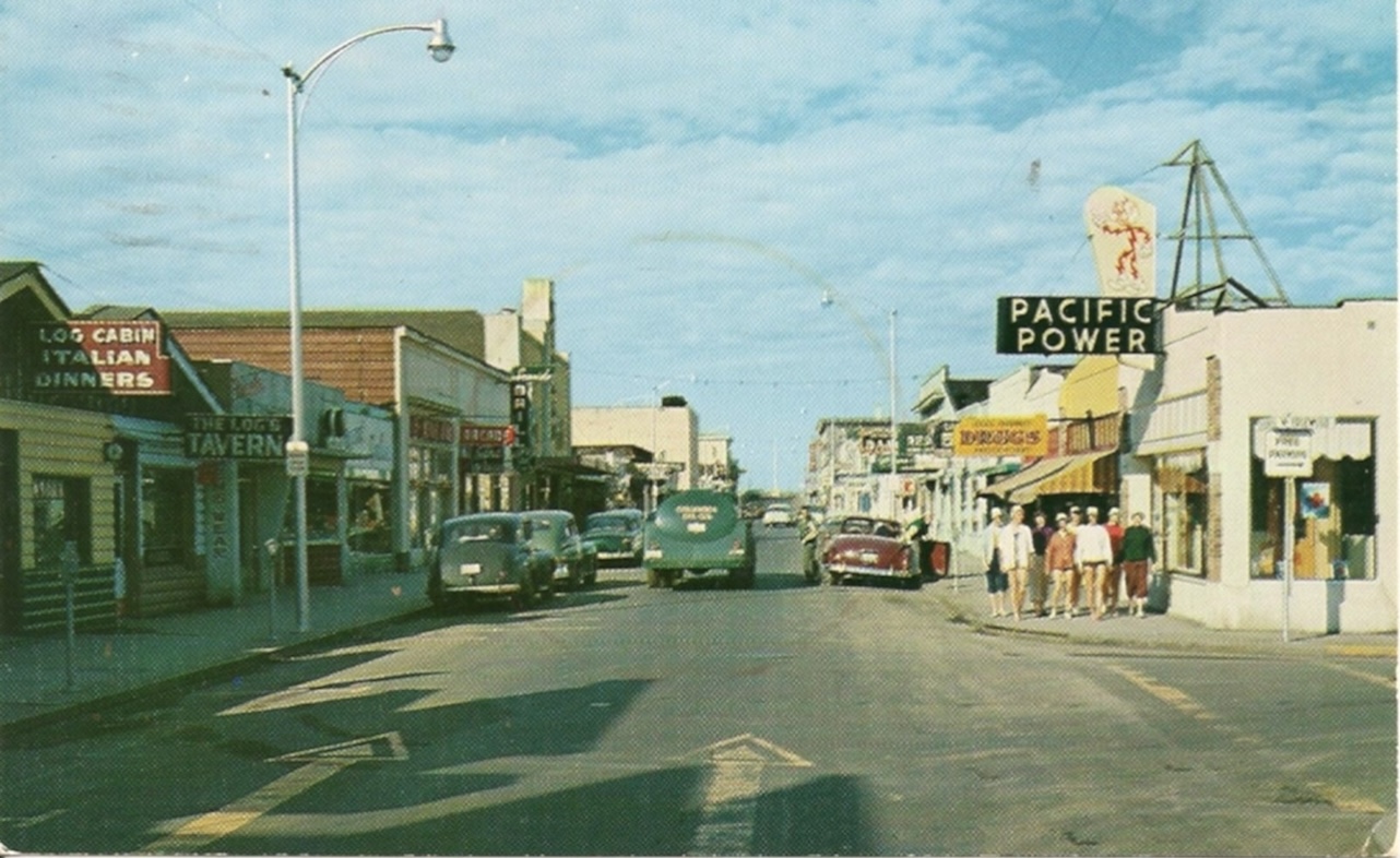 6a010536SeasideBroadway.jpg