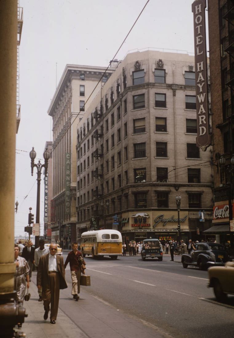 6th & Spring, Los Angeles, July 15, 1957.jpg