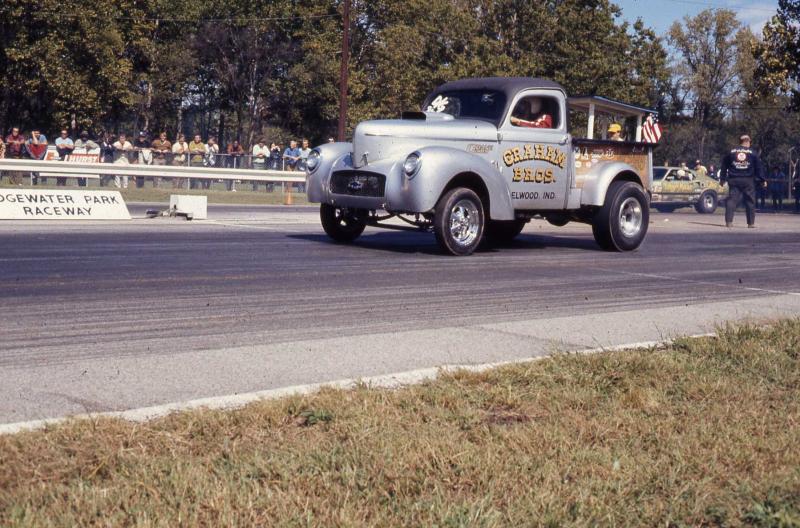 70DGwillys413_zps0fb063b2.jpg