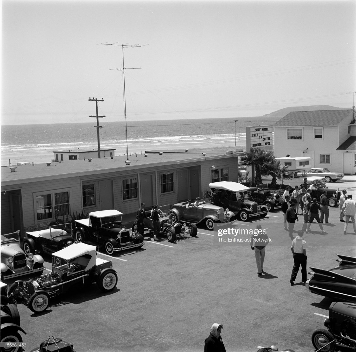 73 Los Angeles Roadsters - Pismo Beach Rod Run.jpg