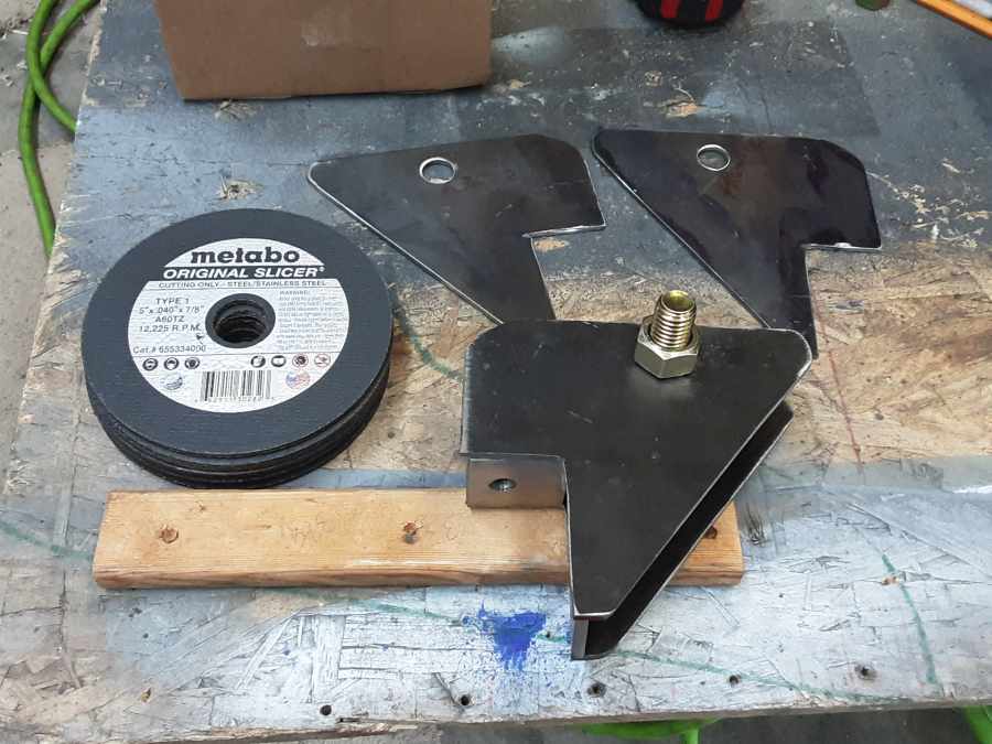 736 022622 Shock bracket  progress and new cutoff discs.jpg