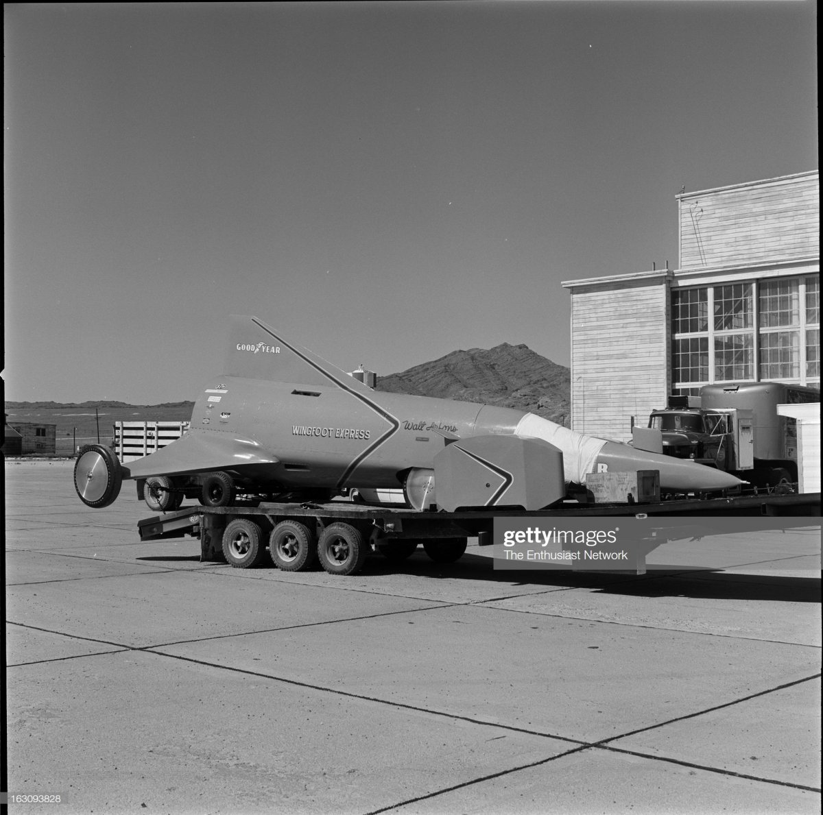 74 1965 - Bonneville Land Speed Record Attem.jpg