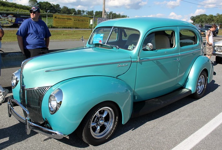 7451245784_69c268452f_c.jpg