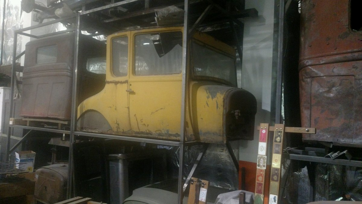 774959668 26 --27 T body.jpg