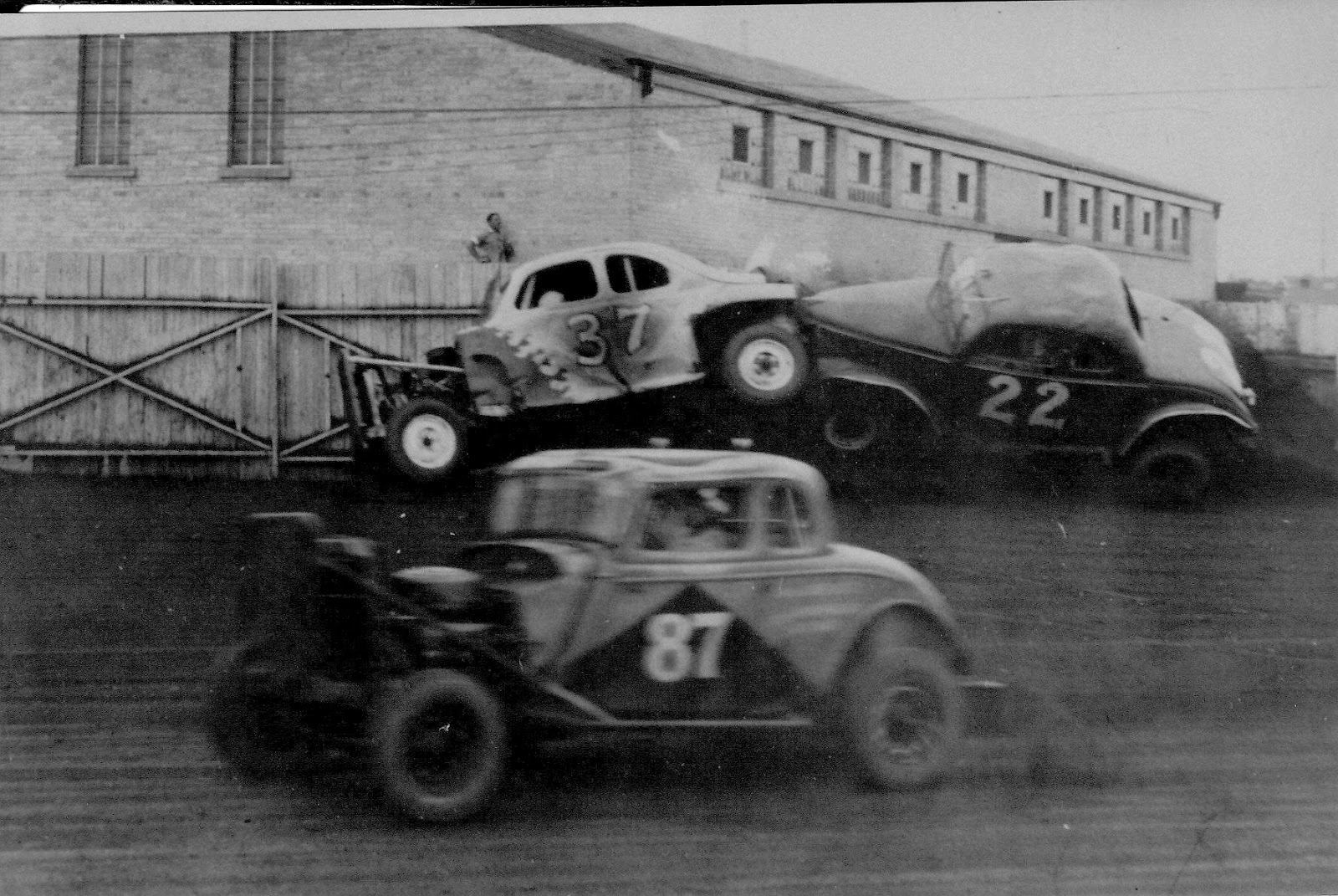 8 - 22 Fred Danis 87 Tony Massaro 37 Glen Kettering.jpg