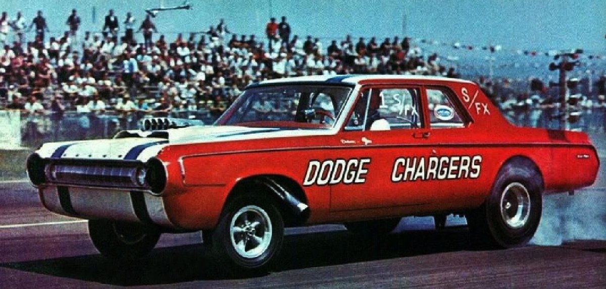 8 dodge chargers3.JPG