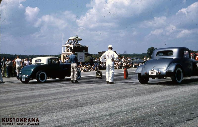 800px-Charlestown-dragway-1957-100.jpg